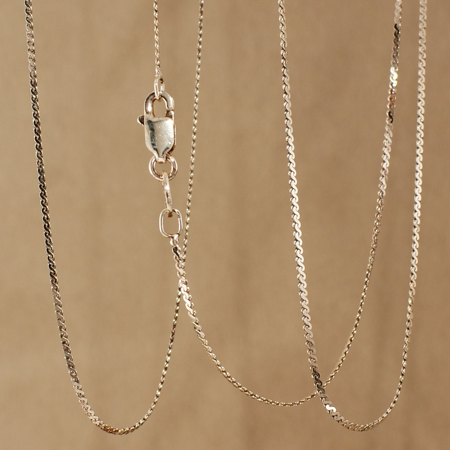 18" SERPENTINE CHAIN - STERLING SILVER x 0.9 MM