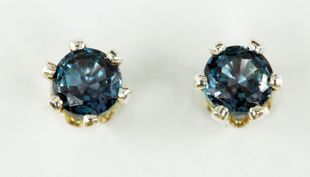 MOONLIGHT MIRAGE - ALEXANDRITE EARRINGS