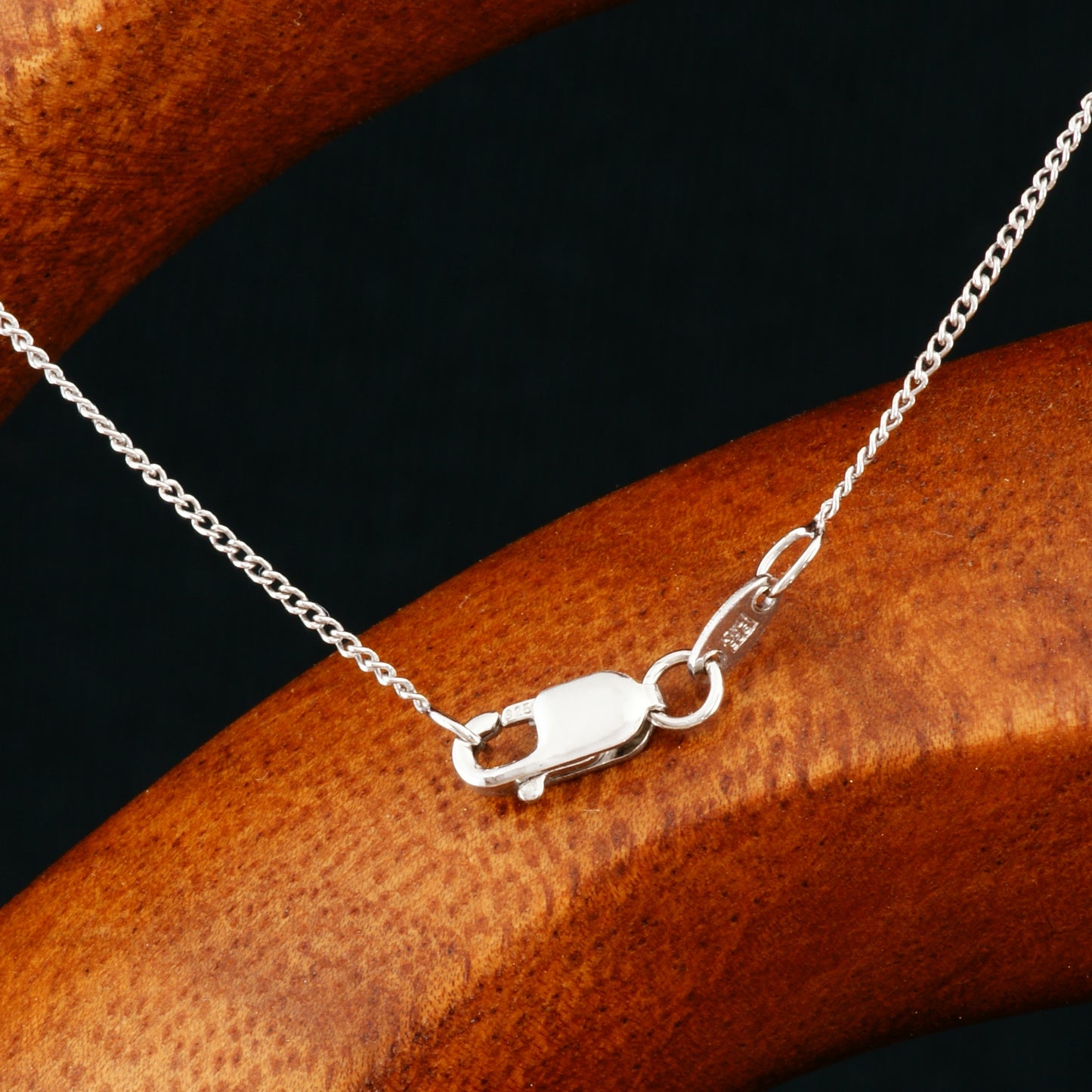 CURB CHAIN - STERLING SILVER X 0.9MM