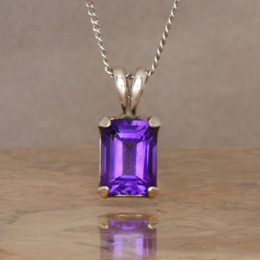 ZWIELICHTSCHLEIER - AMETHYST + STERLING SILVER PENDANT
